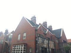 -钟书阁(松江泰晤士小镇店)