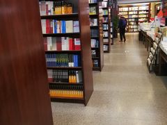 -新华书店(泉城路店)