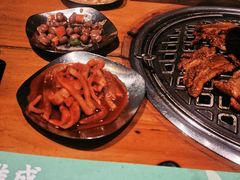 -唯成•韩国炭火烤肉 유성고기