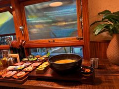 -银米·云南传统过桥米线(双廊黑金冠店)