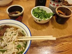 -矮子粉店1985·长沙米粉(湘春路店)