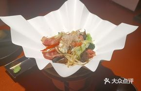 Bacon and Mixed Vegetables Stewed in Paper Pot