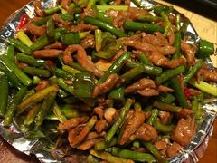 蒜苗炒肉丝-我家小馆(江汉路店)