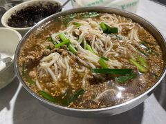 -正宗杨记普洱酸醋米线(总店)