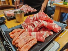-小黑猪石板烤肉(皇冠花园店)