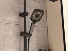 -鹏城丽景酒店(华强北红岭地铁站店)