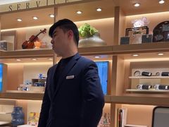 -茂昌眼镜(南京东路店)