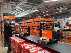 -NIKE上海青浦优选体验店