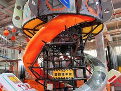 -嗨翻Hi-Fun竞技主题乐园·蹦床亲子生日轰趴(国光1937店)