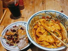 -陇上秦轩西安biangbiang面(EFC欧美金融商业城店)