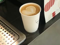 燕麦拿铁-Manner Coffee(芮欧百货店)
