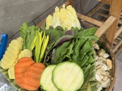 -原林野山菌火锅·炒菌(关上野生菌一条街店)