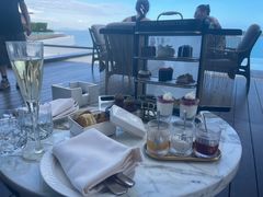 -瑰丽酒店·海吧·天际下午茶·现场DJ·天台酒吧