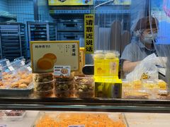 -鲍师傅糕点(江苏路店)