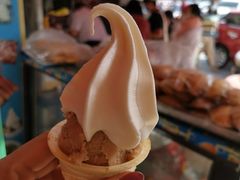-古老冰山特色冰淇淋店(艾提尕尔店)