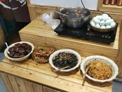 -老前童小吃(北明程路店)