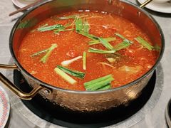 -野山舂·贵州现舂酸汤牛肉(民生路店)