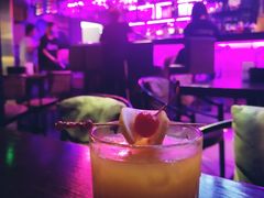 -vimi便利店酒吧