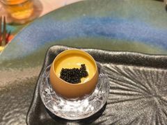 鱼子酱烤鸡蛋-一板铁板烧·隐秘一线江景花园餐厅(西湖左岸·天元店)