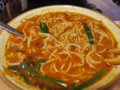 香辣小锅米线-叁窝雀·云南小锅米线(万象汇店)