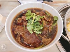 -杏花吴记牛肉火锅