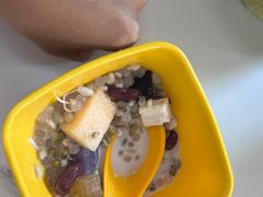 招牌椰奶清补凉-于春正宗椰奶清补凉炒冰