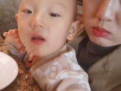 -黄记煌三汁焖锅(荣盛国际店)