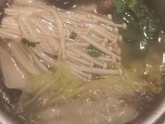-牛村来人潮汕牛肉火锅(西单店)