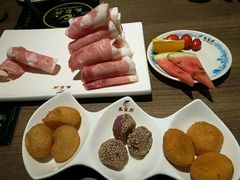 -龙聚德北京烤鸭(沙坪坝华宇A馆店)