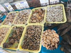 -四川小胡子海鲜(丁村万人海鲜广场店)