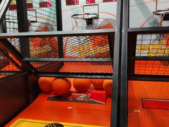-极限PLAY运动娱乐新世界·团建派对潮玩休闲馆·室内蹦极高空游乐园