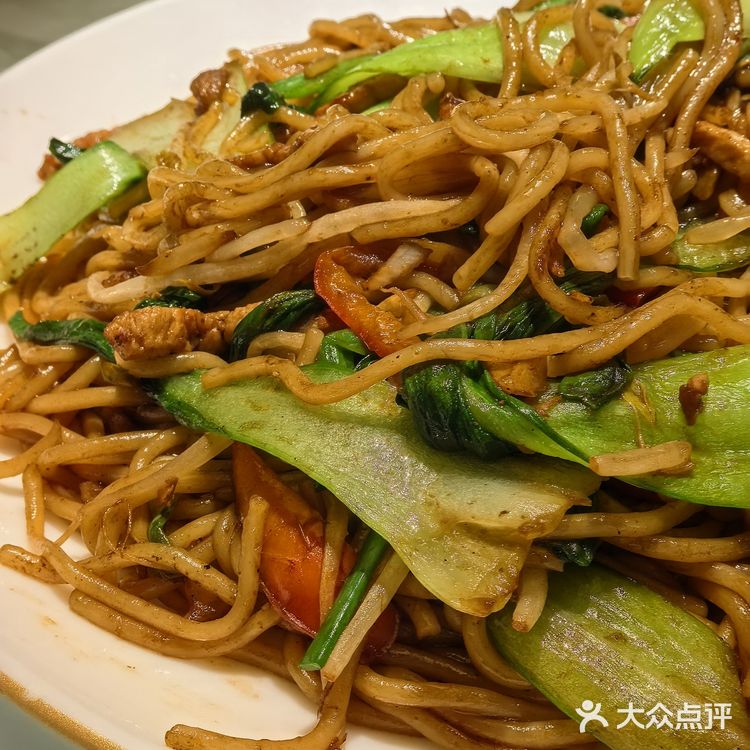 瓦罐汤炒米粉 l 传承久远的江西美食