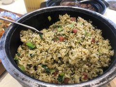 -沪华海鲜大酒楼(南汇店)
