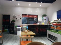 -极有家小鱼小鸡石锅煲(佳兆业店)