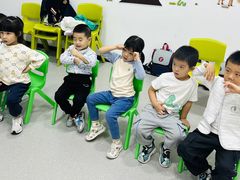 -i2青少儿英语(爱加星悦荟店)