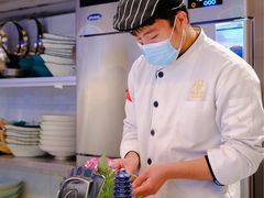 -鼎泰亨·海鲜牛肉餐厅(滨江店)