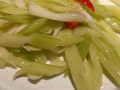 -吴越荣记苏州菜·松鼠桂鱼100%活鱼现做(斜塘老街店)