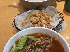 -三千粉牛肉米粉(来客茂店)