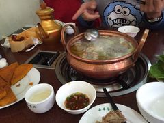 土鸡火锅-银同牦牛肉火锅