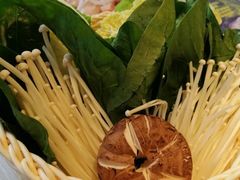 蔬菜拼盘-原味主张椰子鸡·脆皮文昌鸡煲(友谊广场店)