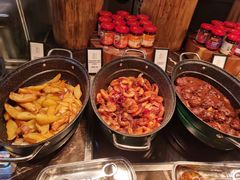 -广州万富希尔顿酒店·感趣自助餐厅·金秋蟹宴生蚝海鲜刺身烧烤