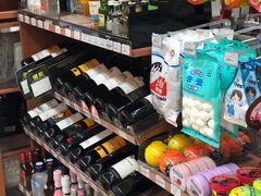 -全家便利店(天目山路三店)