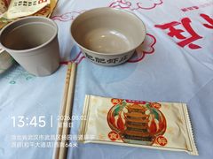 -肥肥虾庄·金牌油焖大虾(杨园滨江时代walk店)