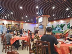 大堂-化州大众美食城(宝安老牌店)
