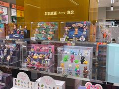 -泡泡玛特POPMART(蓝色港湾店)