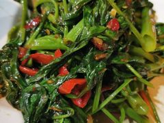 -明记烧鱼美味店