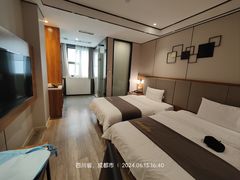 -蓉逸精选酒店(成都蜀汉路东地铁站店)