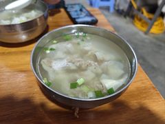 -依云煎包店