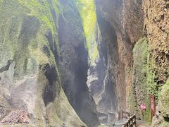 -龙水峡地缝景区