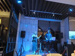 -广州万富希尔顿酒店·感趣自助餐厅·金秋蟹宴生蚝海鲜刺身烧烤